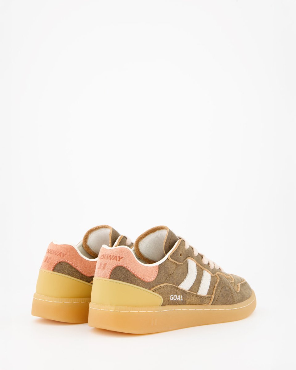 Goal Chestnut Sip